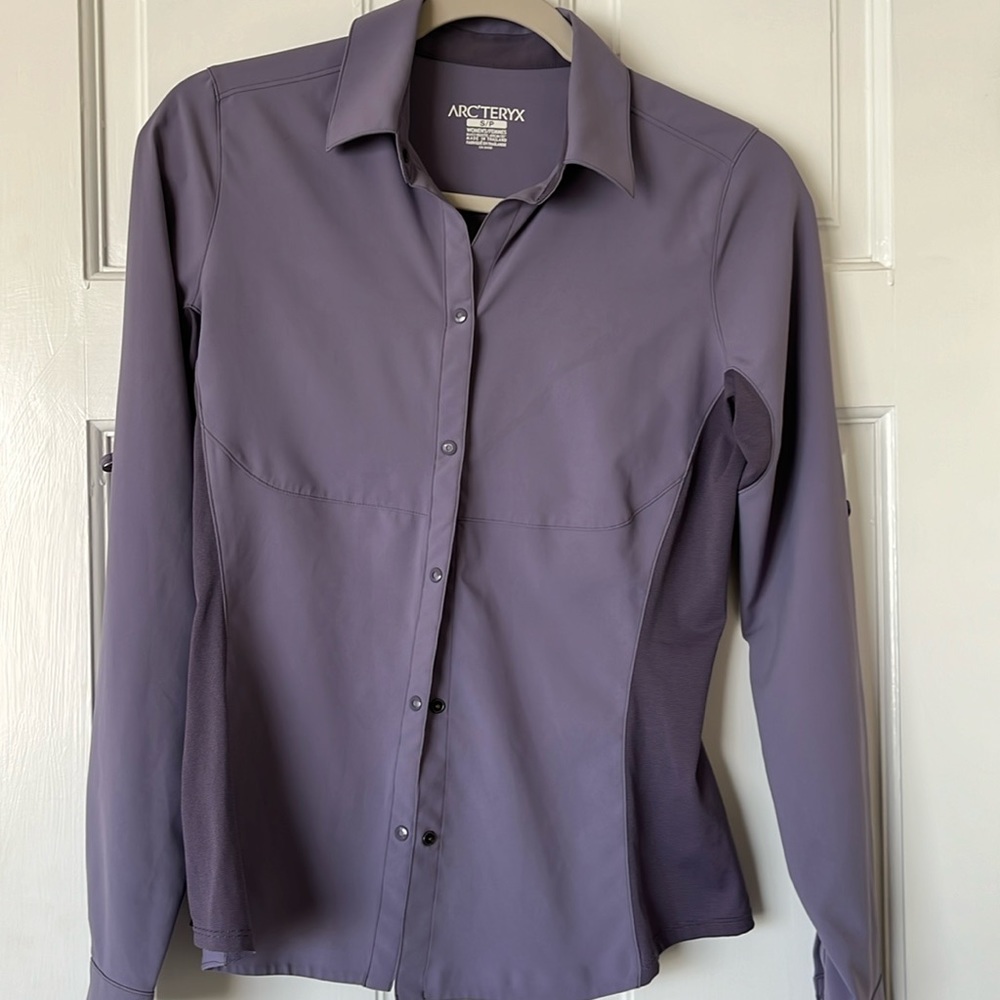 Arcteryx Women’s Hiking LS button down shirt.